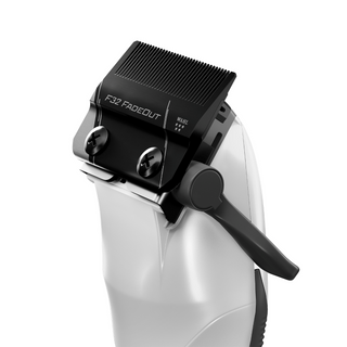 Lame Wahl F32 FadeOut montée sur la Vapor CE