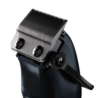 Lame F32 Drift de la Wahl Vapor Switch avec levier taper en gros plan